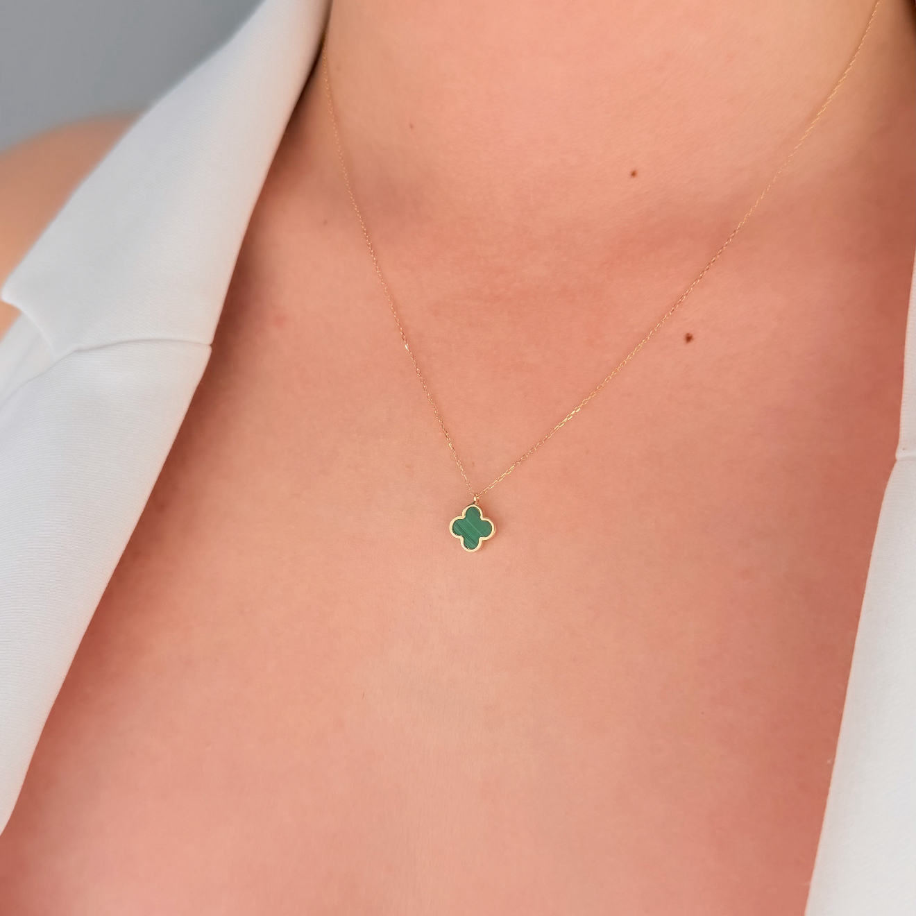 Green Trevol Necklace