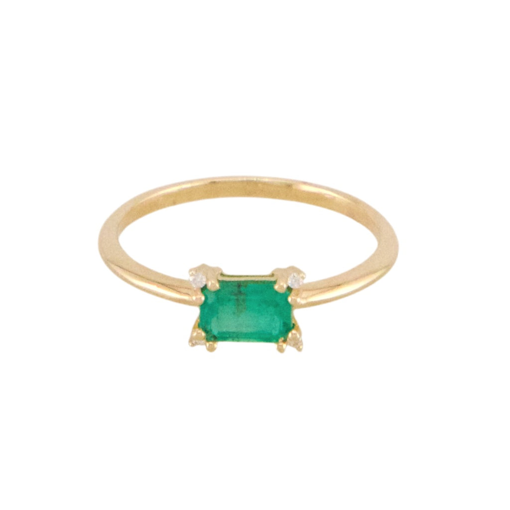 Emerald & Dimond Ring