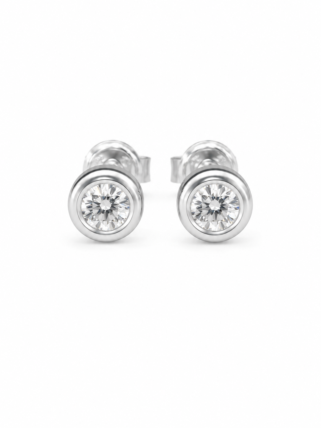 Point Of Light Stud Earrings