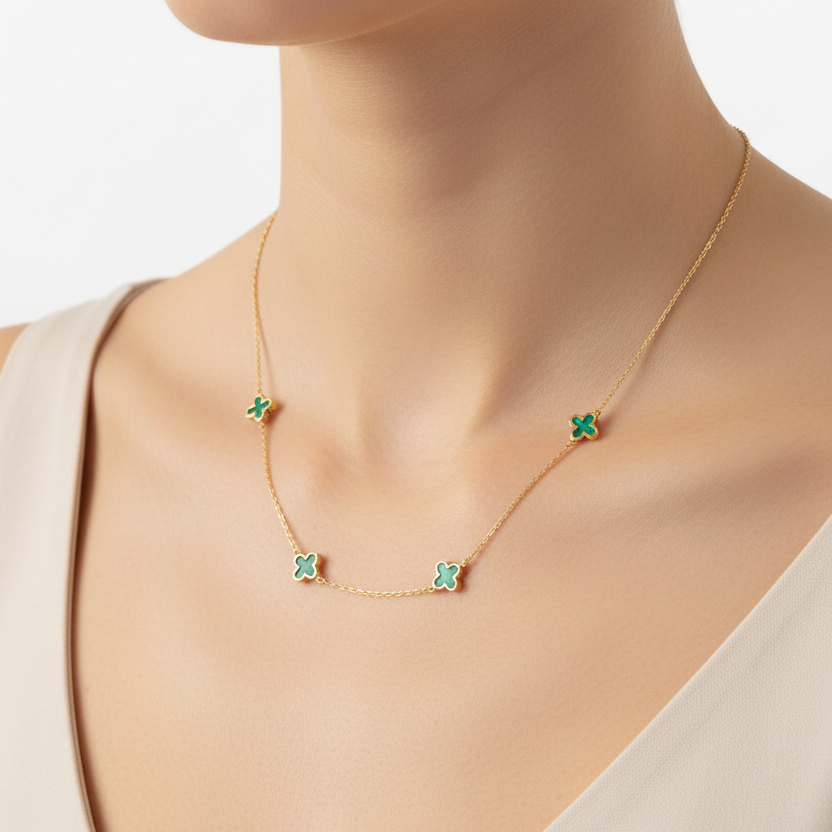 Small Green Trevol Necklace