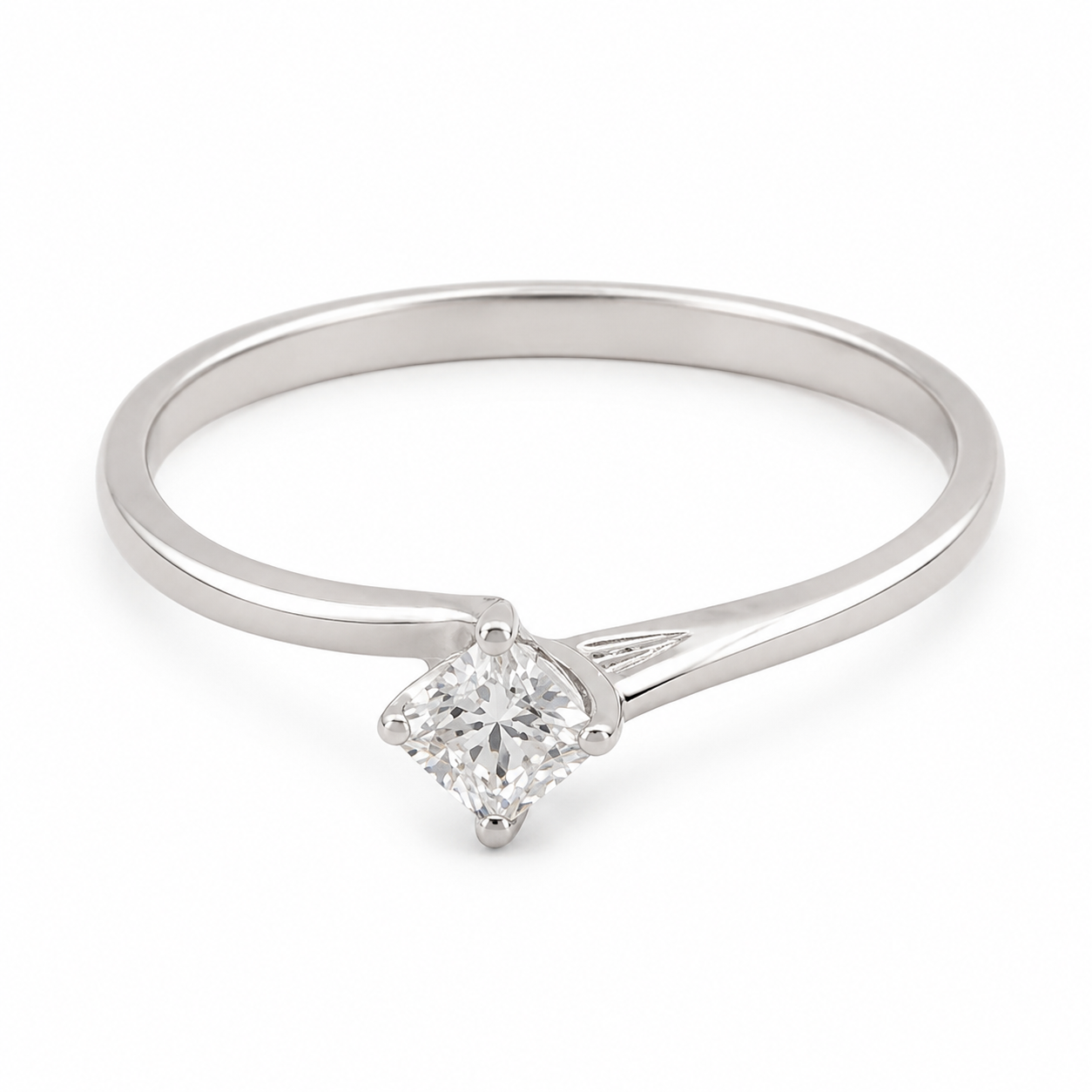 Solitaire White Gold Ring