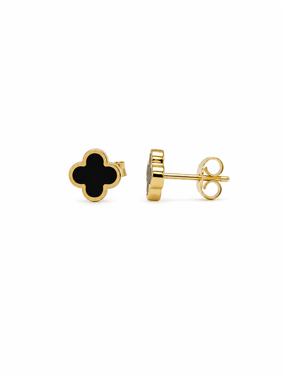 Black Trevol Stud Earrings
