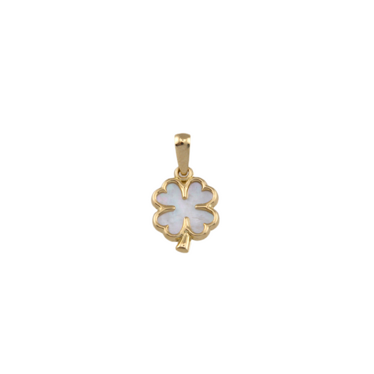 Pearl Clover Pendant