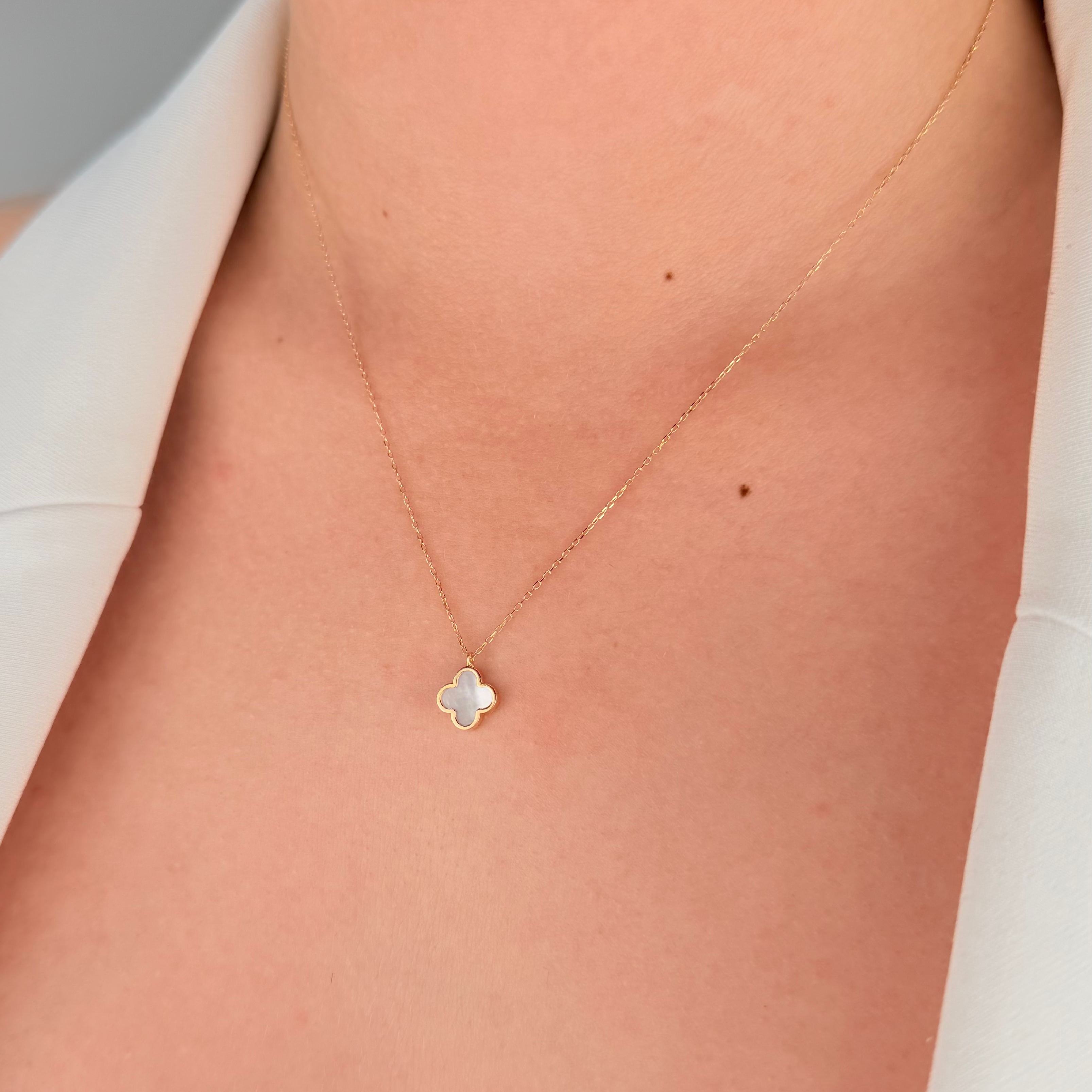 White Trevol Necklace